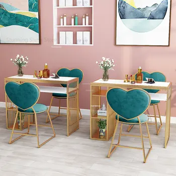 Italyan ışık lüks tırnak masaları Tırnak Dükkanı Profesyonel manikür masası Yaratıcı salon mobilyaları Tek manikür masası sandalye Seti