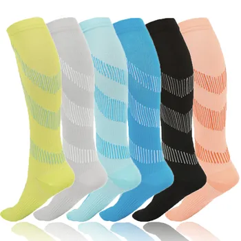 Varis çorabı 20-30mmhg Yüksek Çorap Erkekler Kadınlar spor çorapları Maraton Bisiklet Futbol Varisli Damarlar Gebelik Hemşirelik